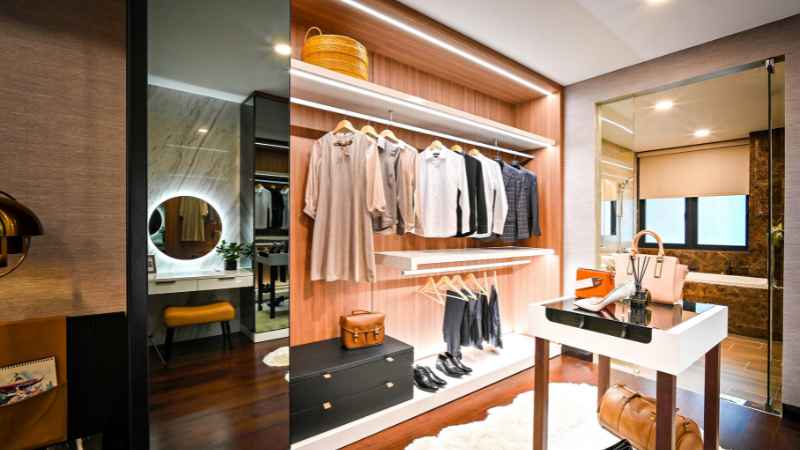 The Art of Closet Organization: A Fashionable Home