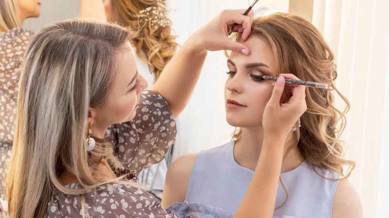 12 Best Makeup Mastery Tips Techniques for Beginners